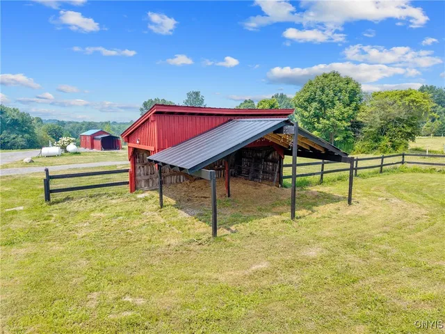 $664,000 | 441 Kingdom Road, Volney, NY 13126