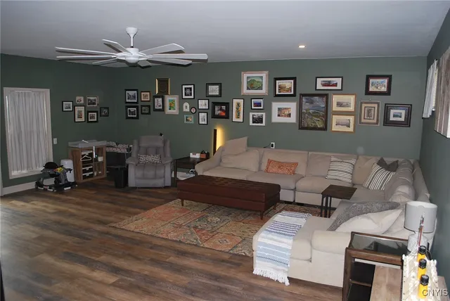 $664,000 | 441 Kingdom Road, Volney, NY 13126