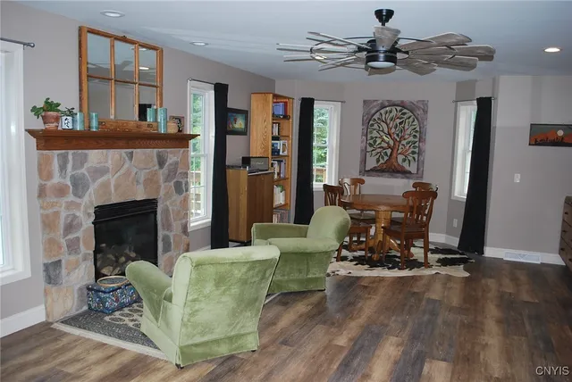 $664,000 | 441 Kingdom Road, Volney, NY 13126