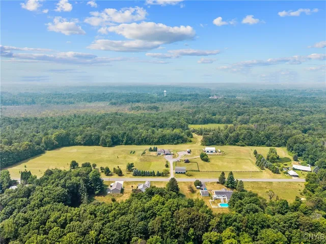 $664,000 | 441 Kingdom Road, Volney, NY 13126