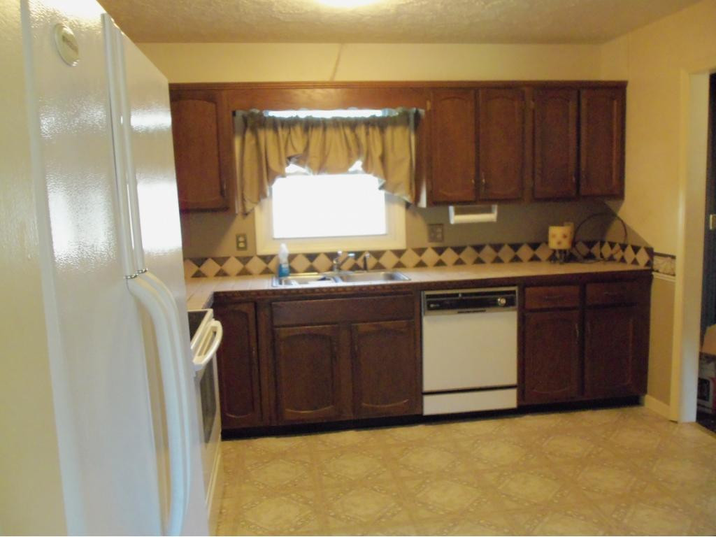 150 Ramey Road Bristol, TN 37620 - Photo 7 of 16 another view of kitchen