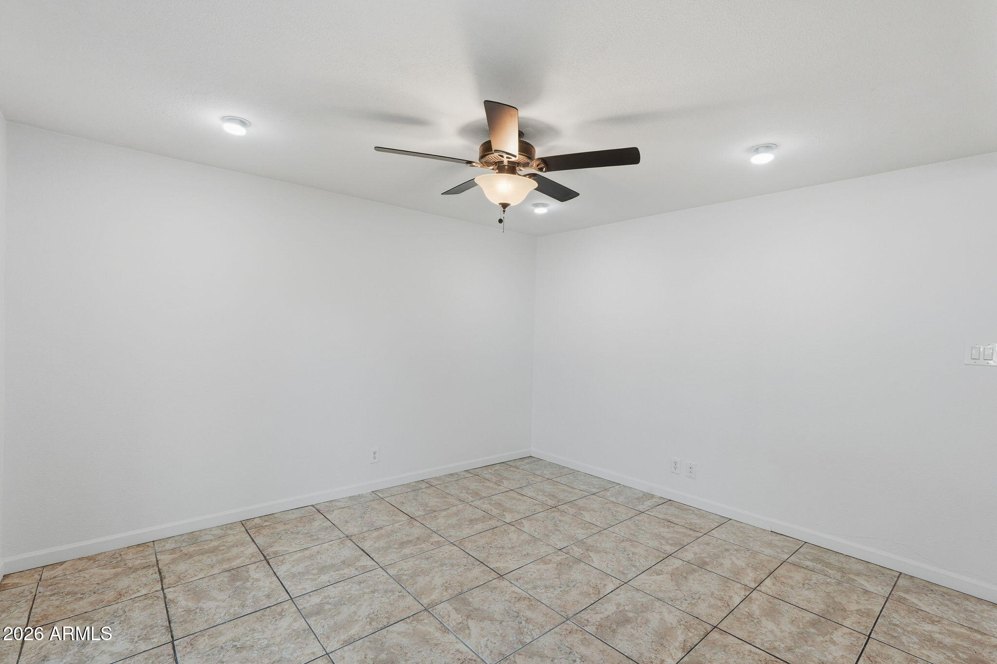 1005 West 5th Street, Unit 104 Tempe, AZ 85281 - Photo 11 of 26 008_ListerPros