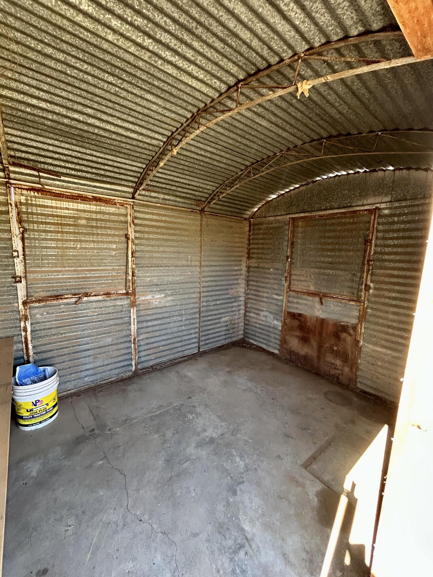 2101 Farm To Market 97 Lockney, TX 79241 - Photo 28 of 35 a view of a garage