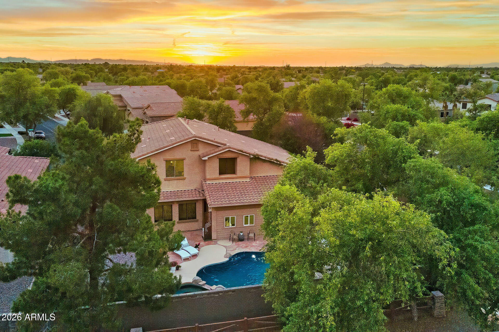 4725 South Rim Road Gilbert, AZ 85297 - Photo 53 of 81 61-web-or-mls-4725 S Rim Rd-61