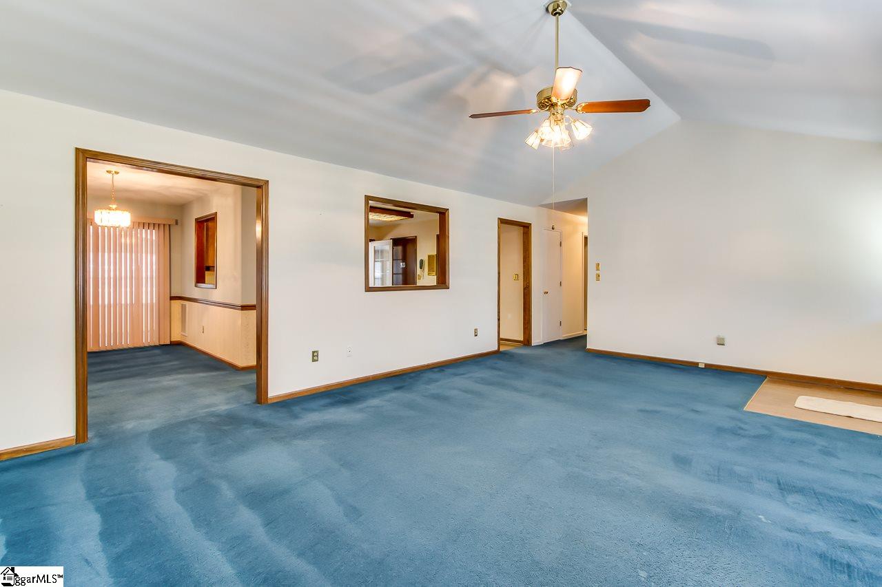 4 Randy Drive Taylors, SC 29687 - Photo 10 of 31 Gallery Image 10