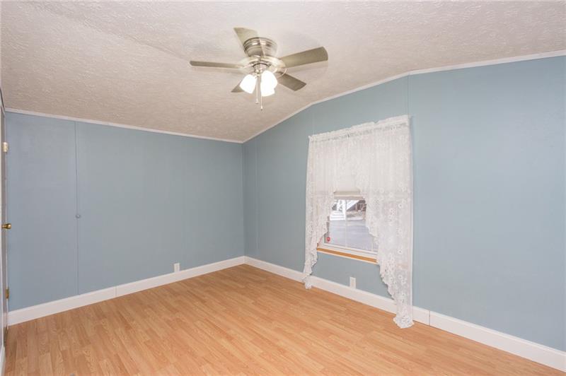 134 Mowry Road Monaca, PA 15061 - Photo 14 of 16 Gallery Image 14
