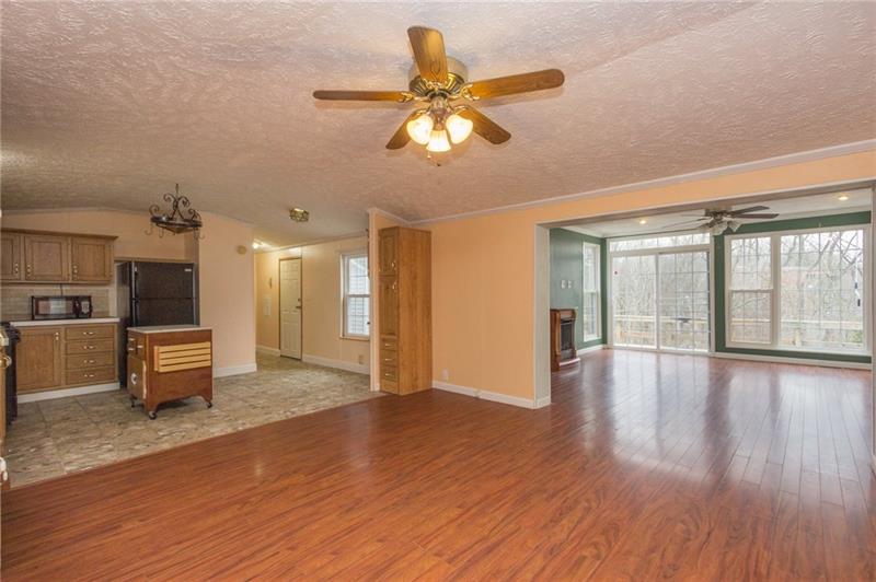134 Mowry Road Monaca, PA 15061 - Photo 5 of 16 Gallery Image 5