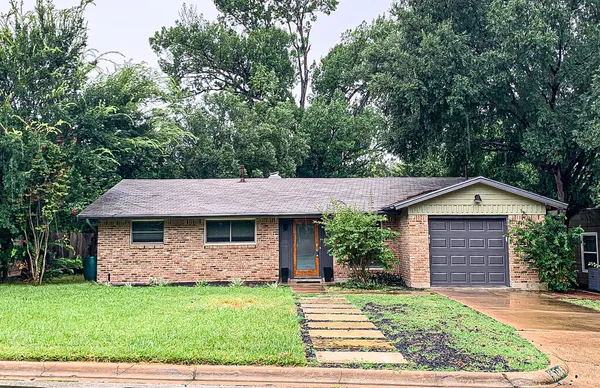 $3,895 | 2704 Nottingham Lane, Austin, TX 78704