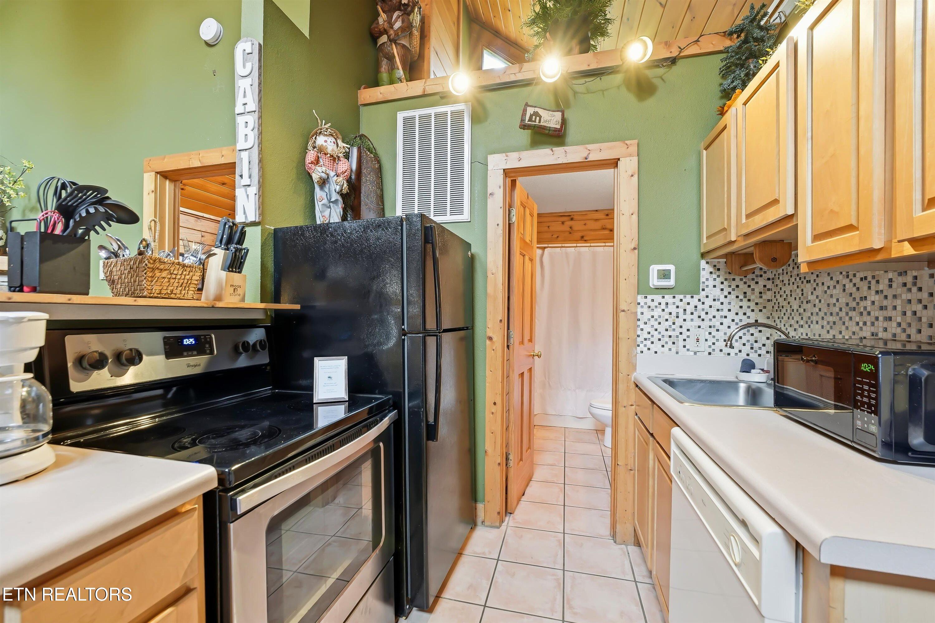 336 Big Bear Way Pigeon Forge, TN 37863 - Photo 12 of 30 10-FINAL-10