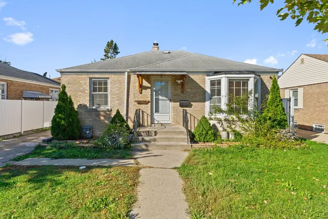 $2,900 | 3506 Lonnquist Drive, Franklin Park, IL 60131