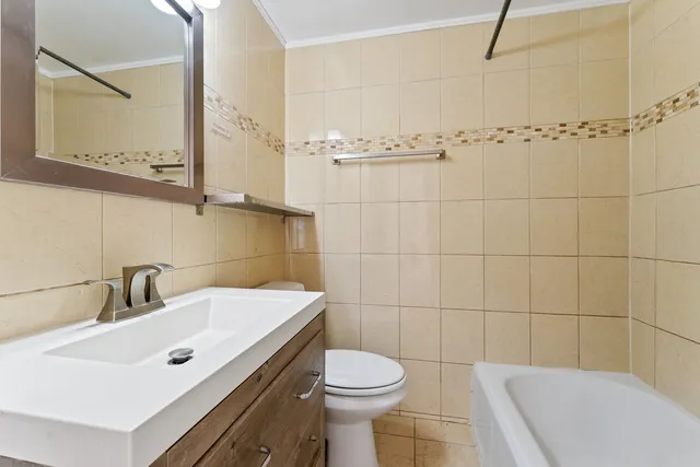 $2,900 | 3506 Lonnquist Drive, Franklin Park, IL 60131