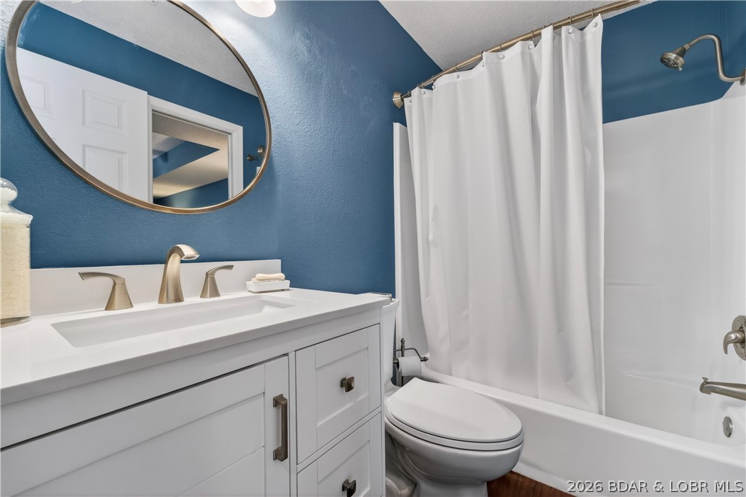 1394 Cherokee Road, Unit 2B Lake Ozark, MO 65049 - Photo 11 of 59