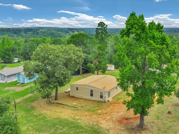$304,900 | 1949 County Road 2717, Alto, TX 75925