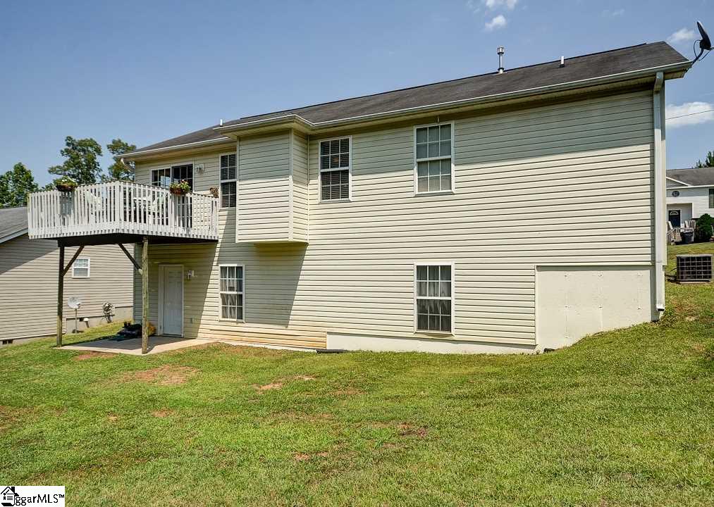 503 Gravley Road Greer, SC 29651 - Photo 18 of 23 Gallery Image 18