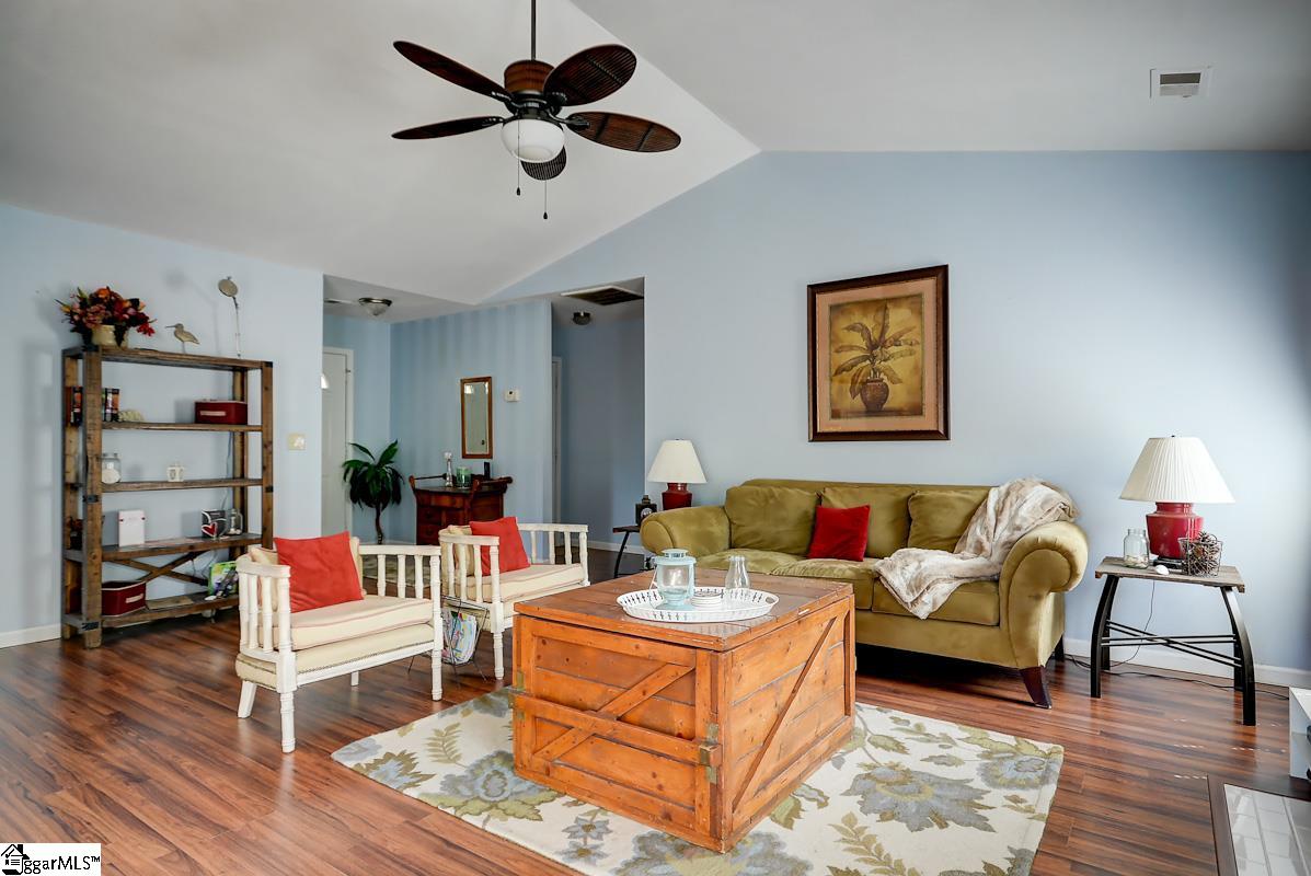 503 Gravley Road Greer, SC 29651 - Photo 3 of 23 Gallery Image 3