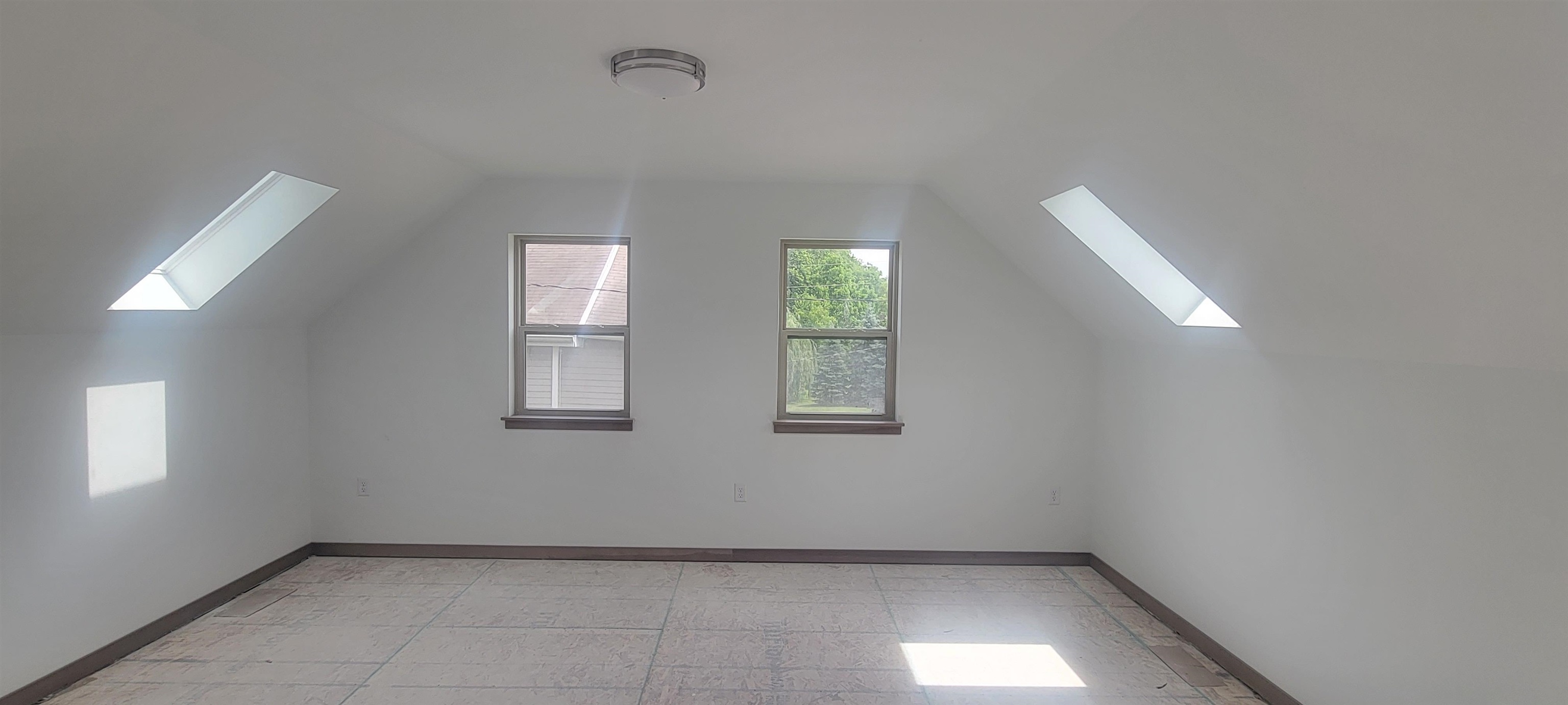 148 Shaw Baraboo, WI 53913 - Photo 11 of 11