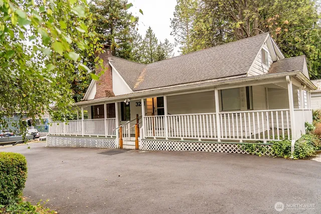 $439,000 | 3231 Virginia Way, Longview, WA 98632