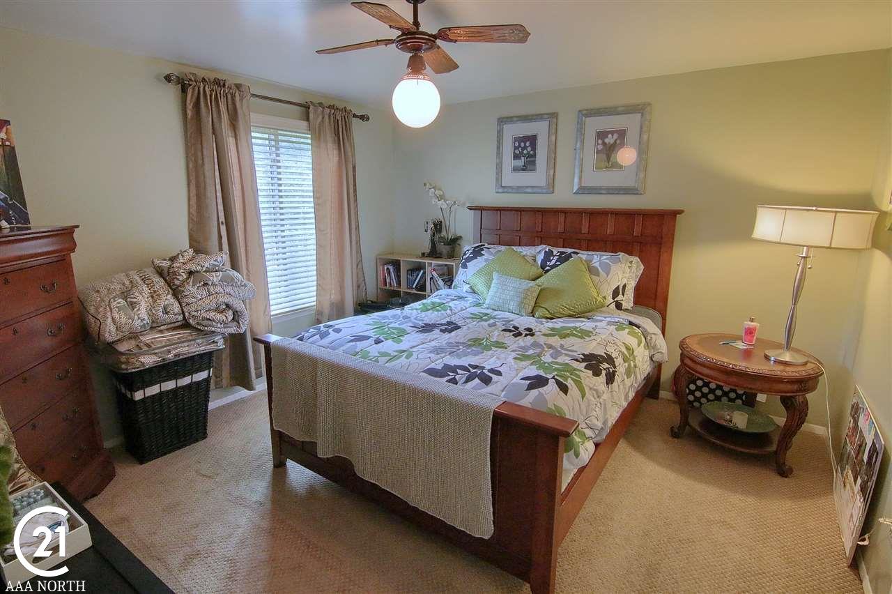 754 Snowmass Drive Rochester, MI 48309 - Photo 19 of 30 2nd Bedroom