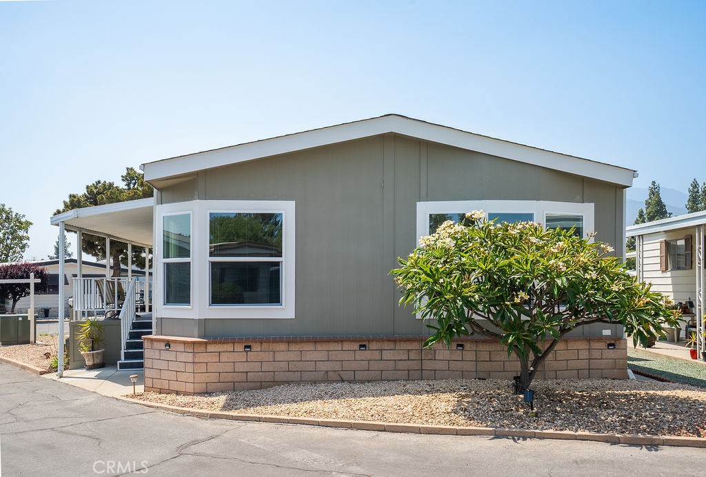 840 East Foothill, Unit 84 Azusa, CA 91702 - Photo 3 of 47