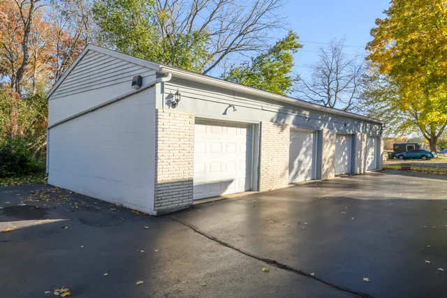 $225,000 | 1337 Camden Way, Unit 2, Waukesha, WI 53186