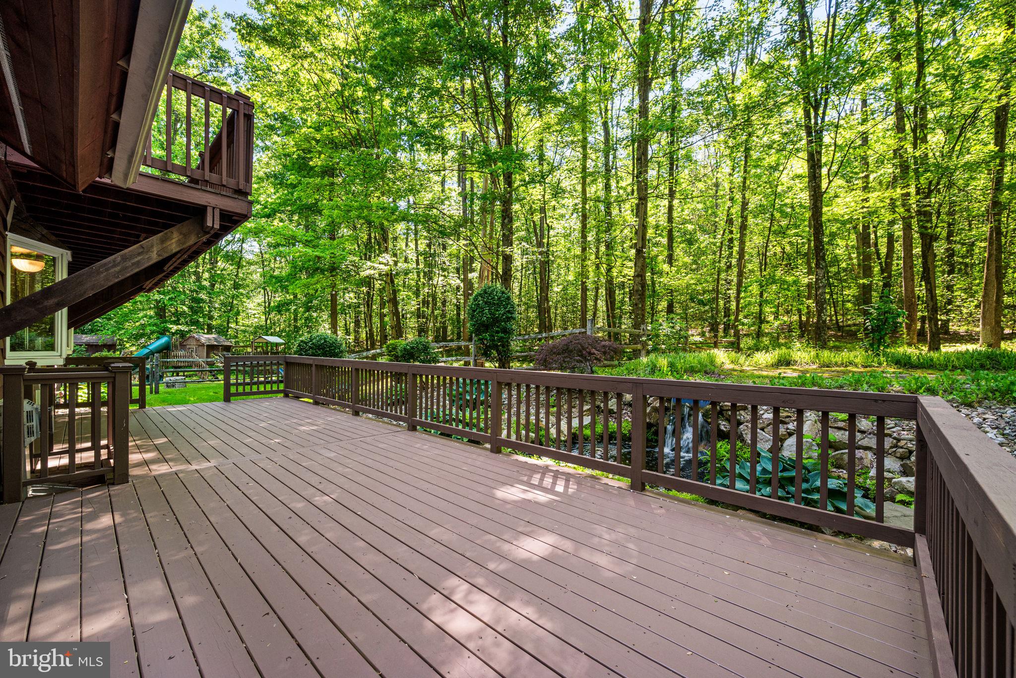 59 Hopewell Road Elverson, PA 19520 - Photo 31 of 50 Back Deck