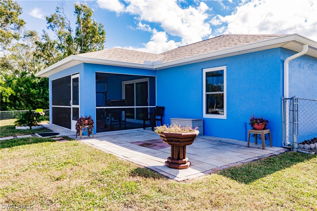 217 Manatee Street Fort Myers, FL 33913 - Photo 33 of 38
