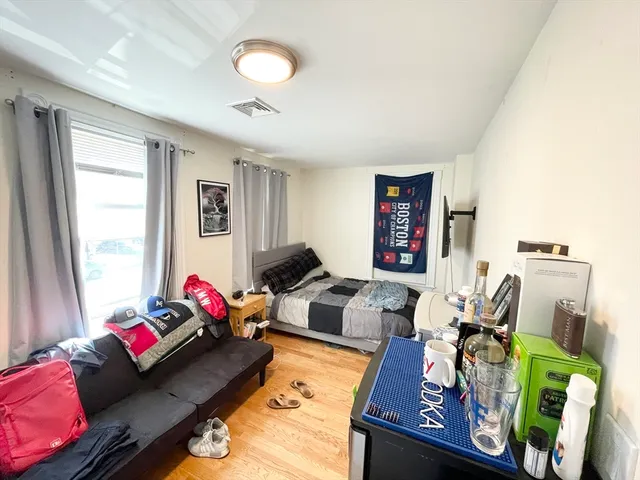 $7,500 | 275 Dorchester Street, Unit STREET, Boston, MA 02127