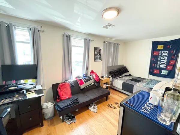 $7,500 | 275 Dorchester Street, Unit STREET, Boston, MA 02127