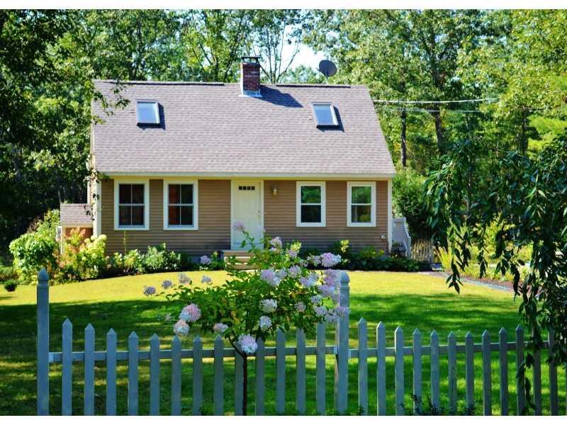 4 Harding Way Kennebunk, ME 04043 - Photo 19 of 19 Exterior Front. Home Sweet Home! ...