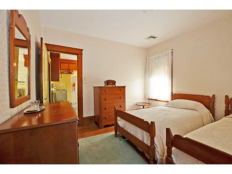 36 Almy Street Newport, RI 02840 - Photo 21 of 25 Bedroom.