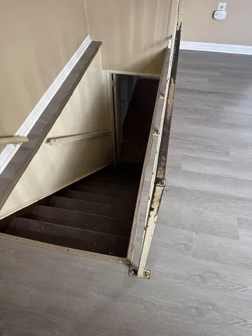 $1,300 | 1306 Roundabout Road, Martinsville, VA 24112