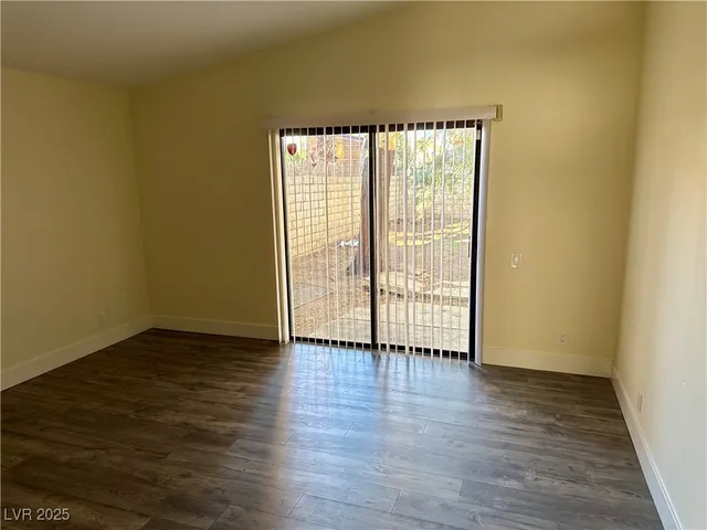 $1,950 | 2624 Sidonia Avenue, Las Vegas, NV 89102