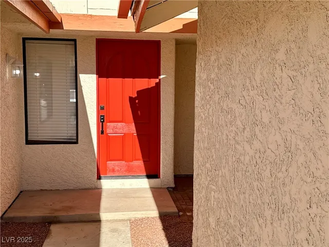 $1,950 | 2624 Sidonia Avenue, Las Vegas, NV 89102