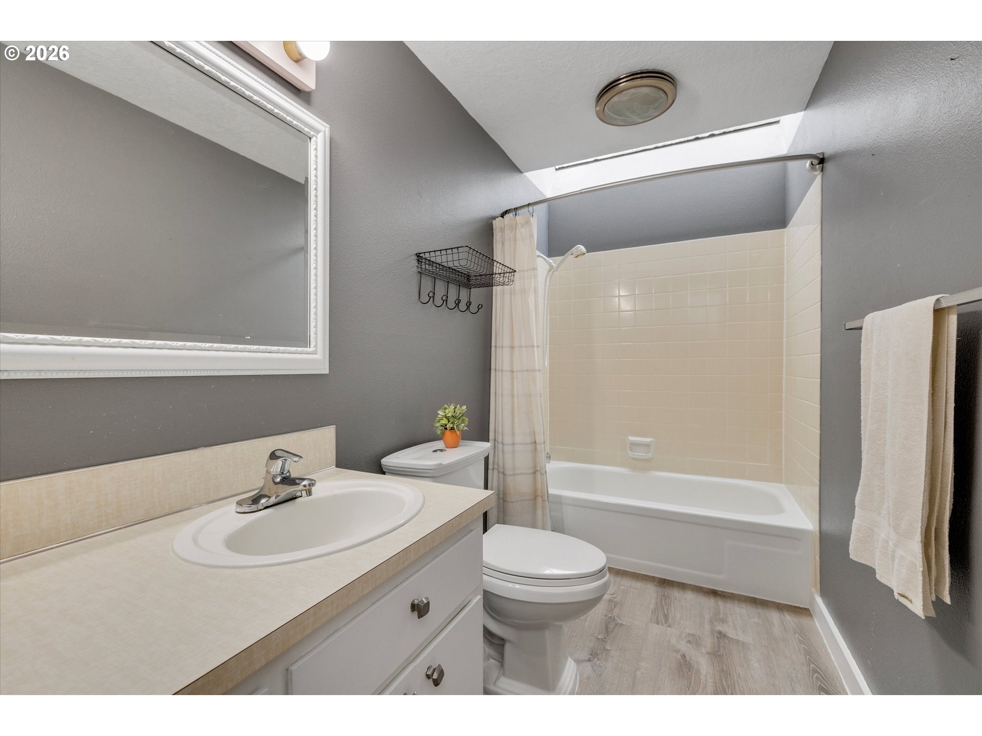 13615 Southeast 124th Place Clackamas, OR 97015 - Photo 24 of 47