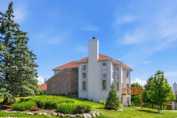$620,000 | 1505 Highland Drive, Geneva, WI 53147