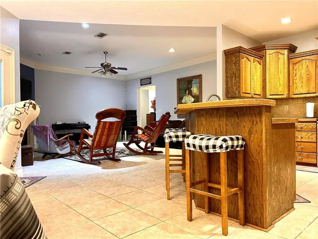 $325,000 | 6005 Toria Drive, Alexandria, LA 71303