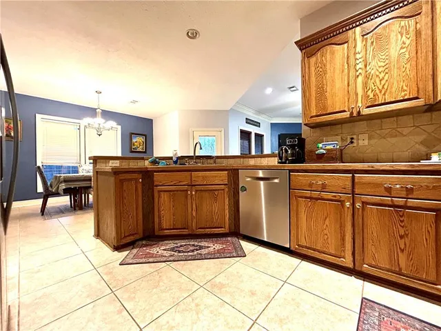 $325,000 | 6005 Toria Drive, Alexandria, LA 71303