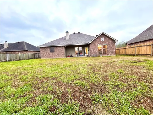 $325,000 | 6005 Toria Drive, Alexandria, LA 71303
