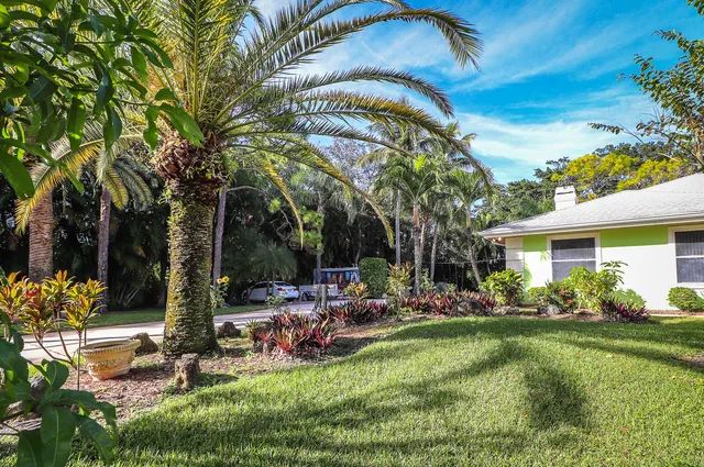 $1,339,999 | 6599 140th Lane North, Palm Beach Gardens, FL 33418