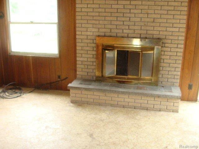 12951 Harrison Street Romulus, MI 48174 - Photo 7 of 16 FAMILY ROOM