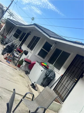 $1,015,000 | 713 South Flower Street, Inglewood, CA 90301