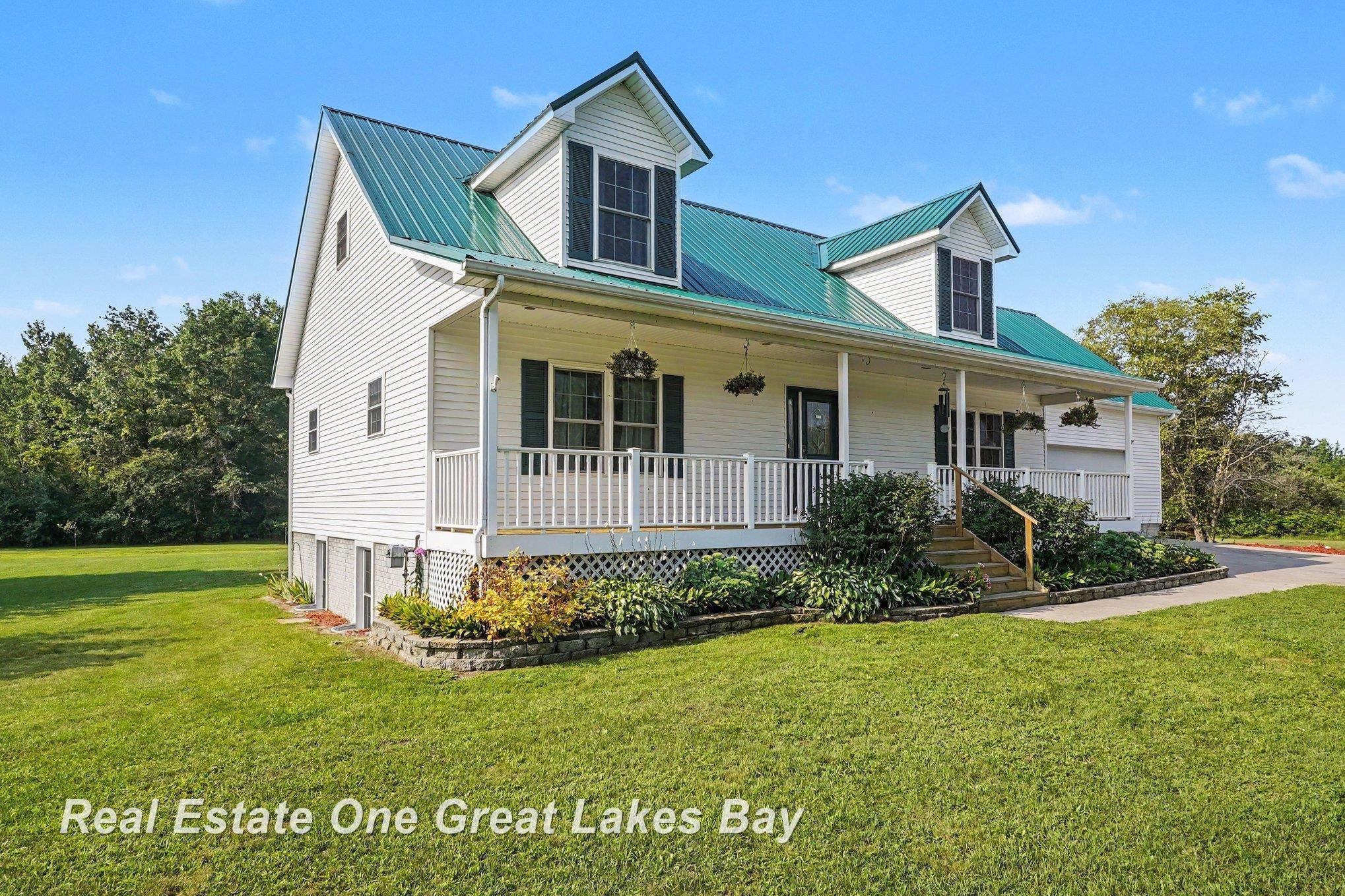 921 West Huron Road Omer, MI 48749 - Photo 2 of 44 Gallery Image 2