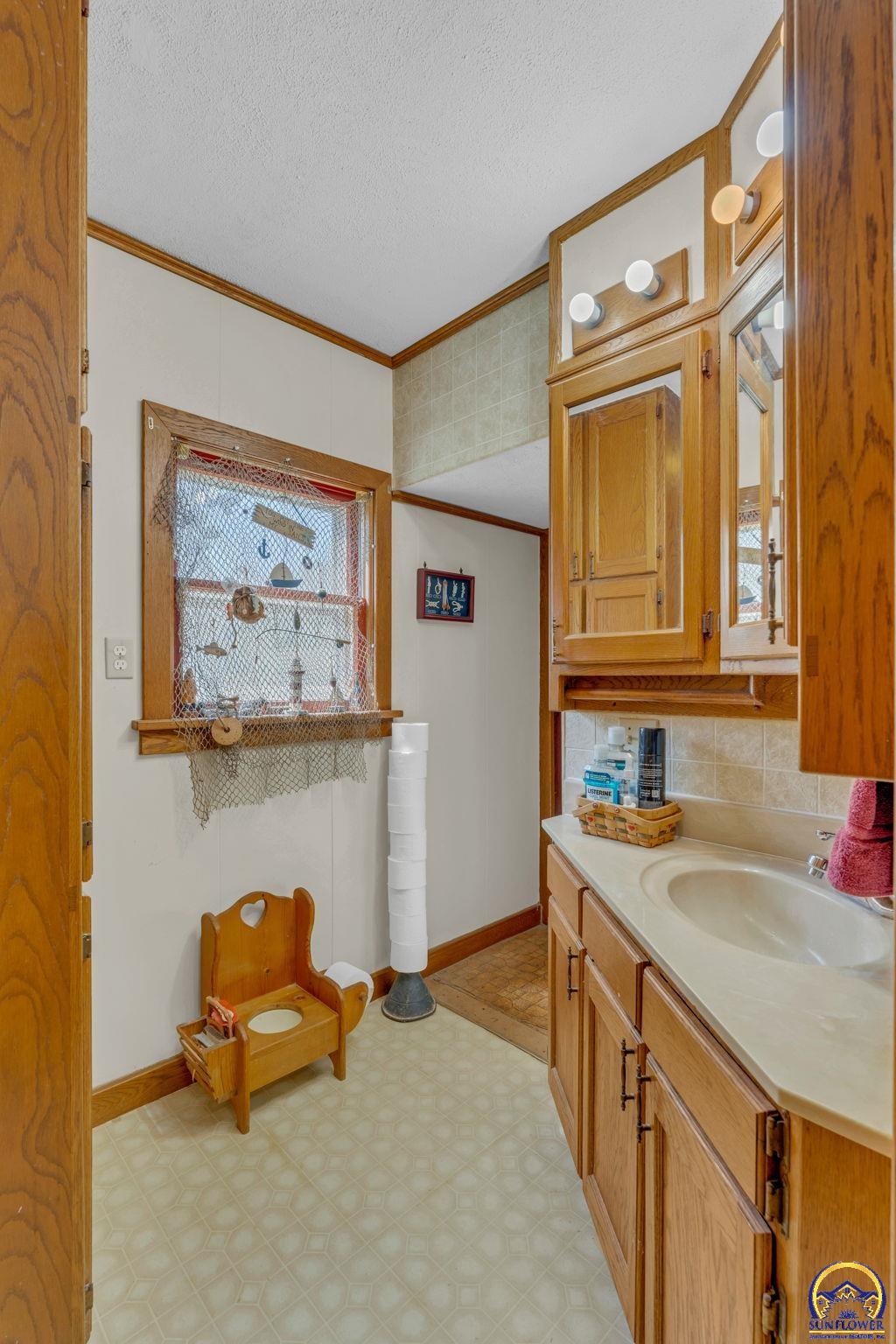 6795 Half Mound Road Valley Falls, KS 66088 - Photo 18 of 62 Gallery Image 18