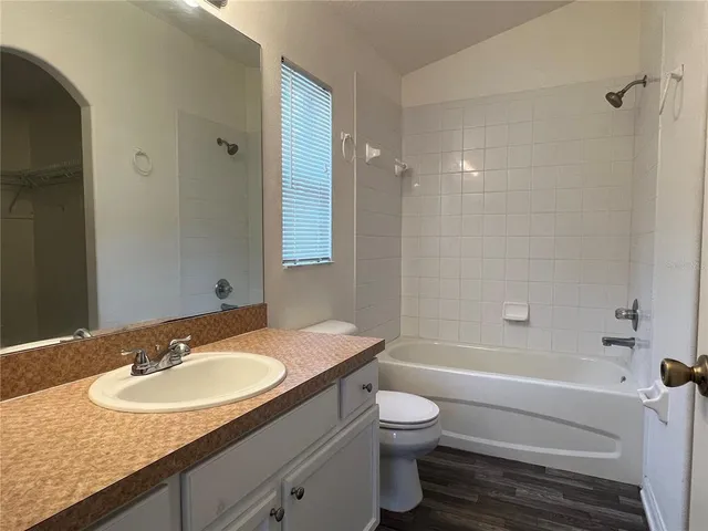 $2,500 | 7531 Oxford Garden Circle, Apollo Beach, FL 33572