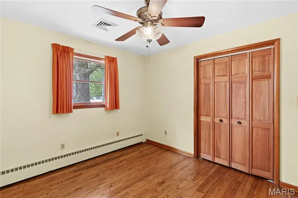 $179,000 | 15 Holly Hill Drive, Alton, IL 62002