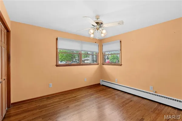 $179,000 | 15 Holly Hill Drive, Alton, IL 62002