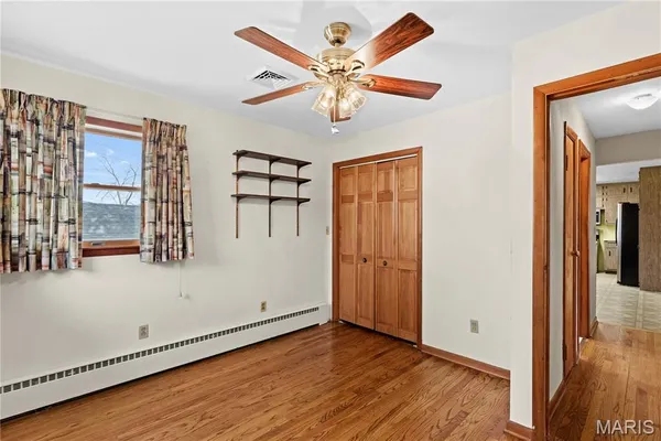 $179,000 | 15 Holly Hill Drive, Alton, IL 62002