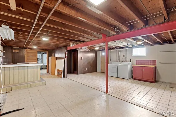 $179,000 | 15 Holly Hill Drive, Alton, IL 62002