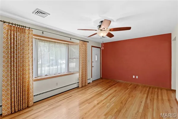 $179,000 | 15 Holly Hill Drive, Alton, IL 62002