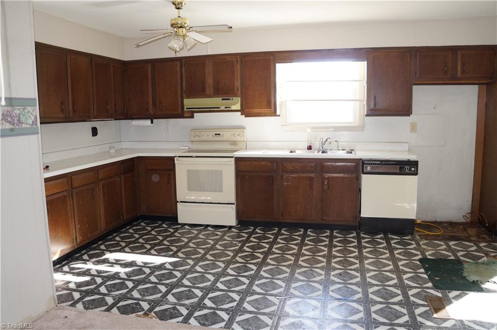600 Salisbury Ridge Road Winston-Salem, NC 27127 - Photo 9 of 23 Gallery Image 9